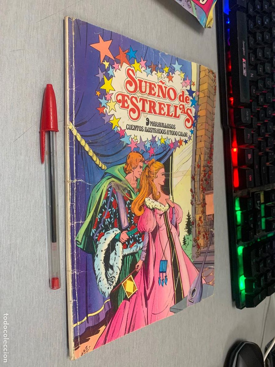 Tebeos: SUE&Ntilde;O DE ESTRELLAS N&ordm; 4 (9 MARAVILLOSOS CUENTOS ILUSTRADOS) / BRUGUERA 1&ordf; EDICI&Oacute;N 1977