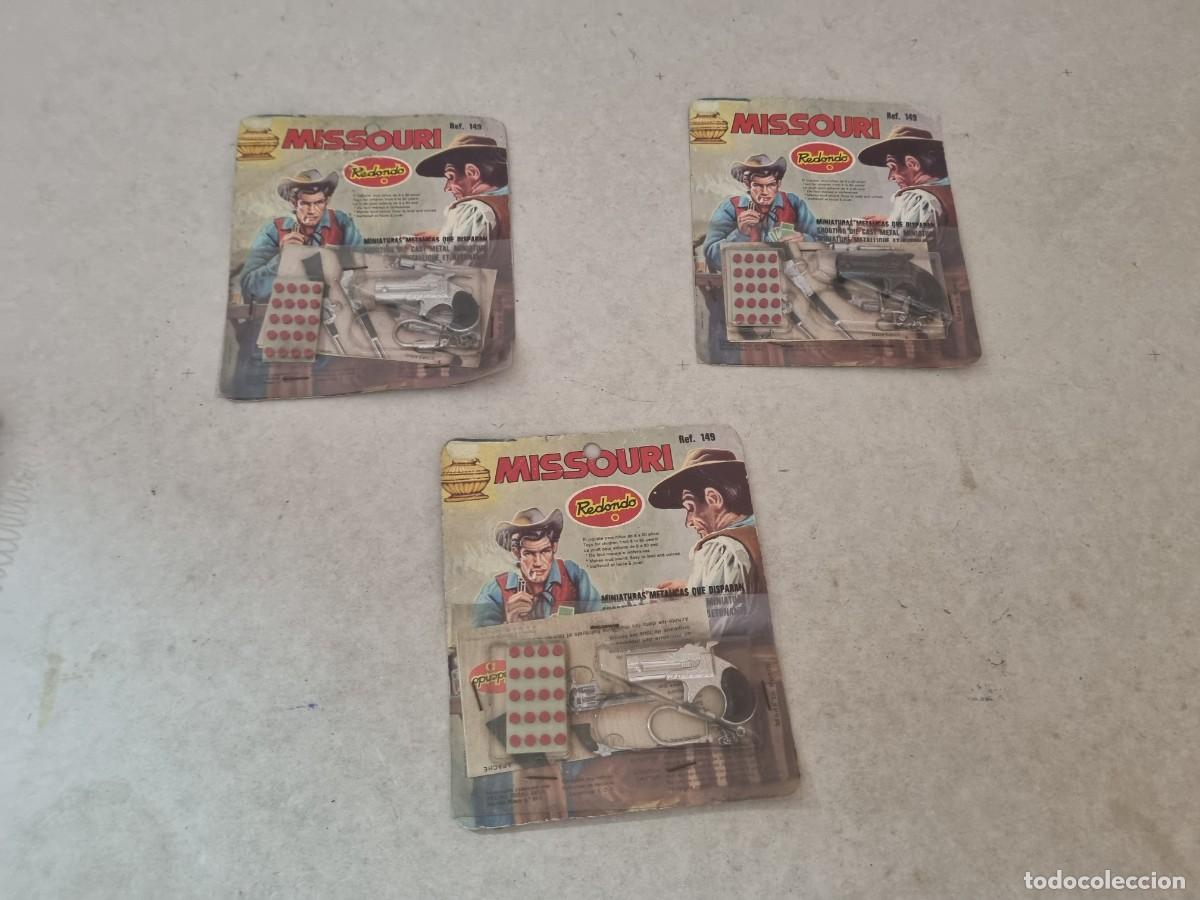Tebeos: Blister de 3 mini revolver redondo missouri