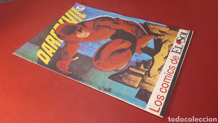 Tebeos: EXCELENTE ESTADO DAREDEVIL 18 LOS COMICS DE EL SOL - Foto 1