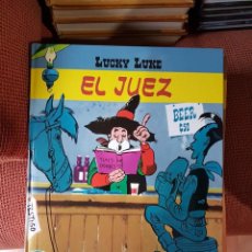 Tebeos: LUCKY LUKE EN EL JUEZ. Lote 290498678