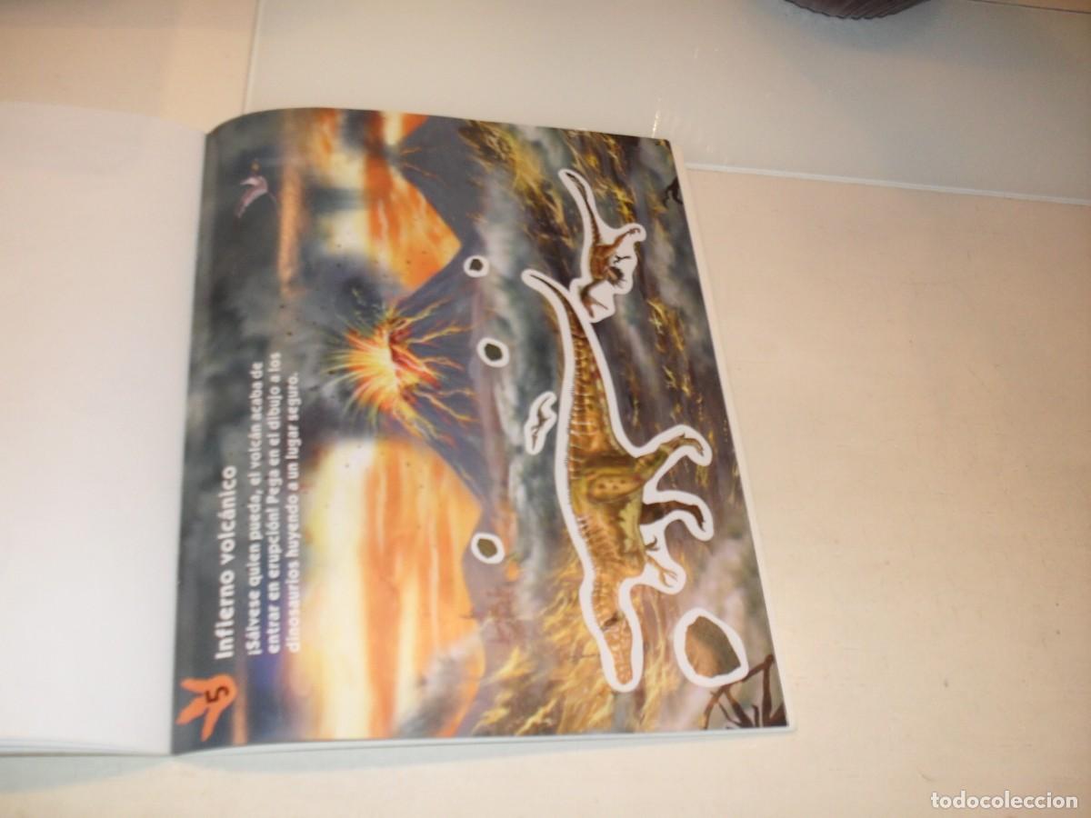 Tebeos: DINOSAURIOS,CUADERNOS DE PEGATINAS,MAS DE PEGATINAS.EDITORIAL BASE,2019 - Foto 2