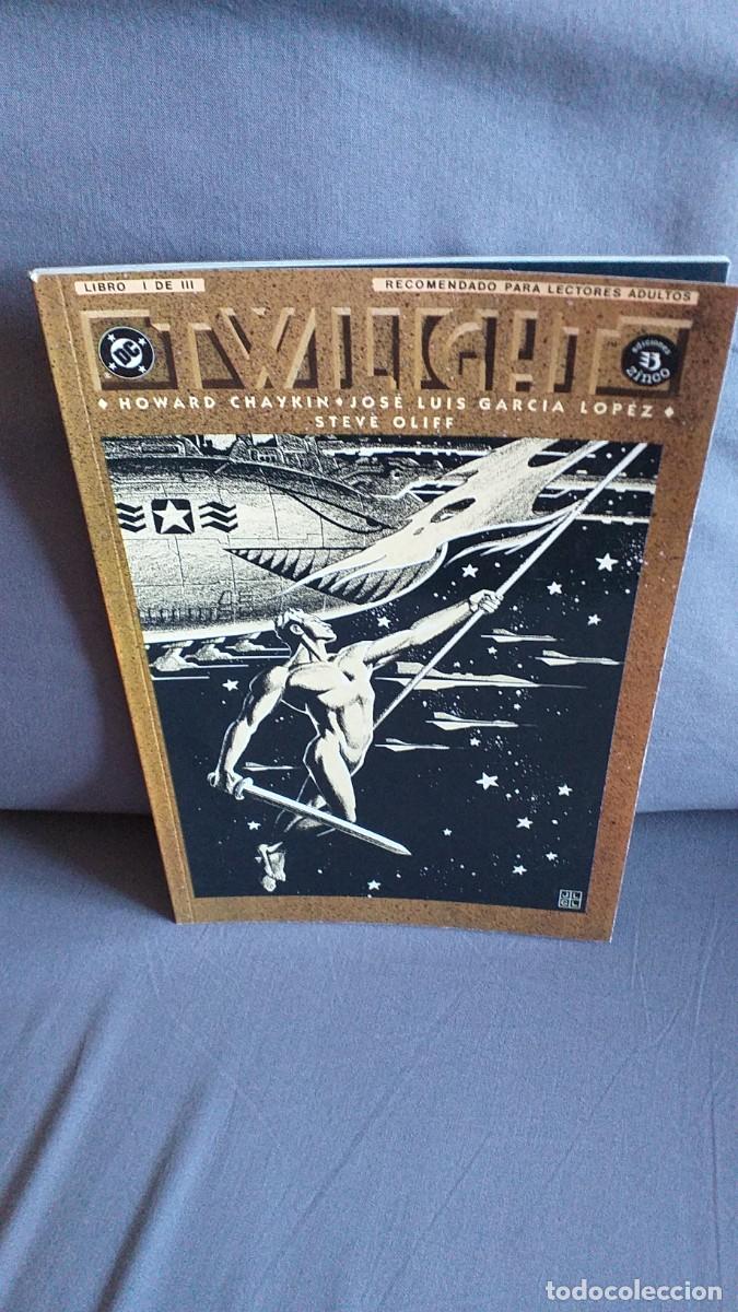 Tebeos: Comic, tebeo, TWILIGHT, libro 1 de 3 - Foto 1