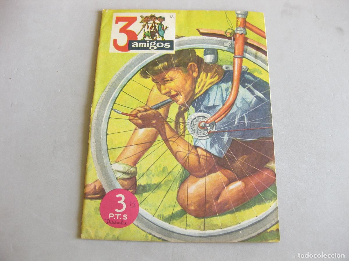 Tebeos: REVISTA INFANTIL LOS 3 AMIGOS N&ordm; 14. COMICS DE TINTIN EN EL INTERIOR Y CROMOS DE FUTBOL DETRAS