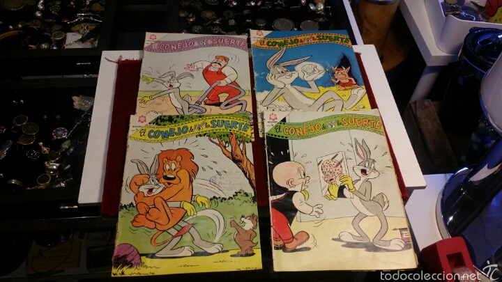 Tebeos: Lote de 4 comics el conejo de la suerte Editorial Novaro - Foto 2