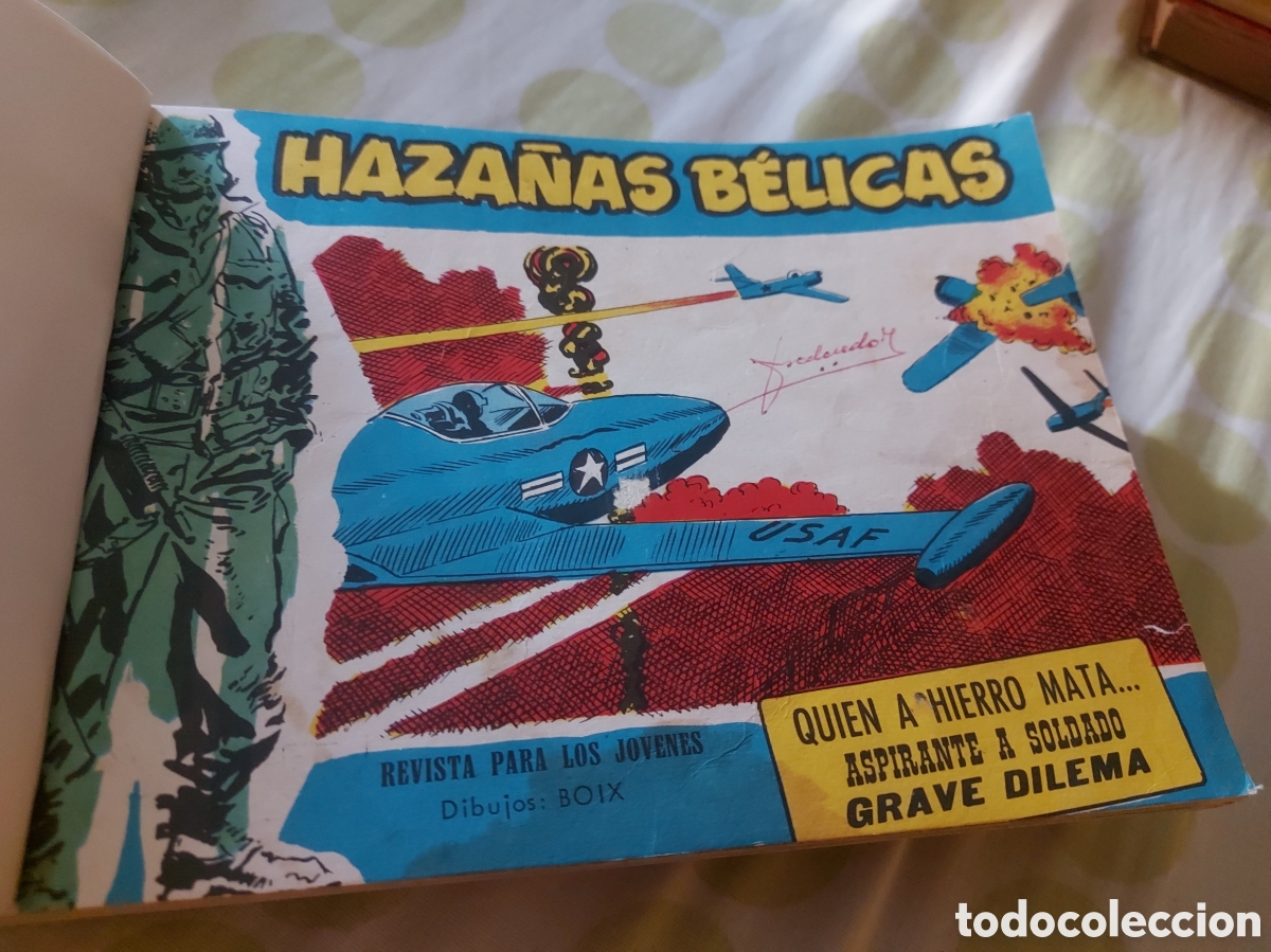 Tebeos: Gran tomo con varios tebeos belicos