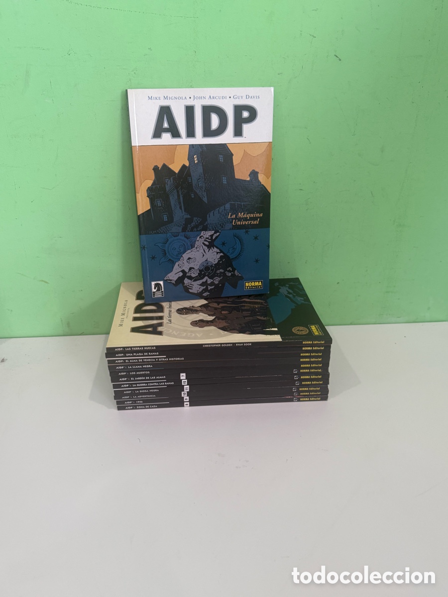 BDs: Lote 12 tomos AIDP (Hellboy) Mike Mignola Norma Editorial &ndash; Muy buen estado