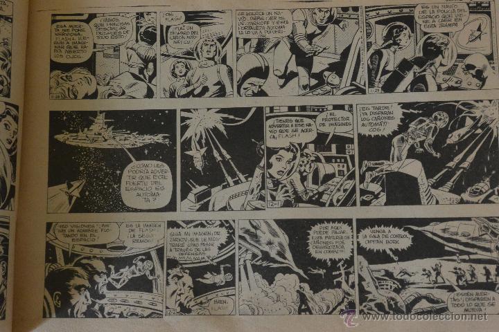 Tebeos: N&ordm; 13 REVISTA H&Eacute;ROES MODERNOS (FLASH GORDON) - Foto 3