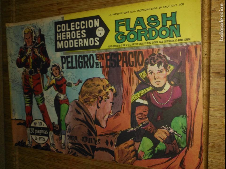 Tebeos: Flash Gordon N&ordm; 19 Colecci&oacute;n H&eacute;roes Modernos Serie B - Foto 1