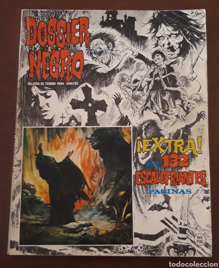 BDs: Dossier negro extra 132 escalofriantes p&aacute;ginas