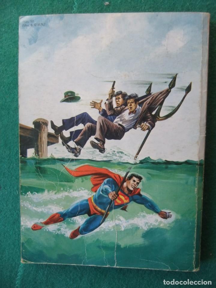 Tebeos: SUPERMAN LIBRO COMIC TOMO X NOVARO - Foto 2