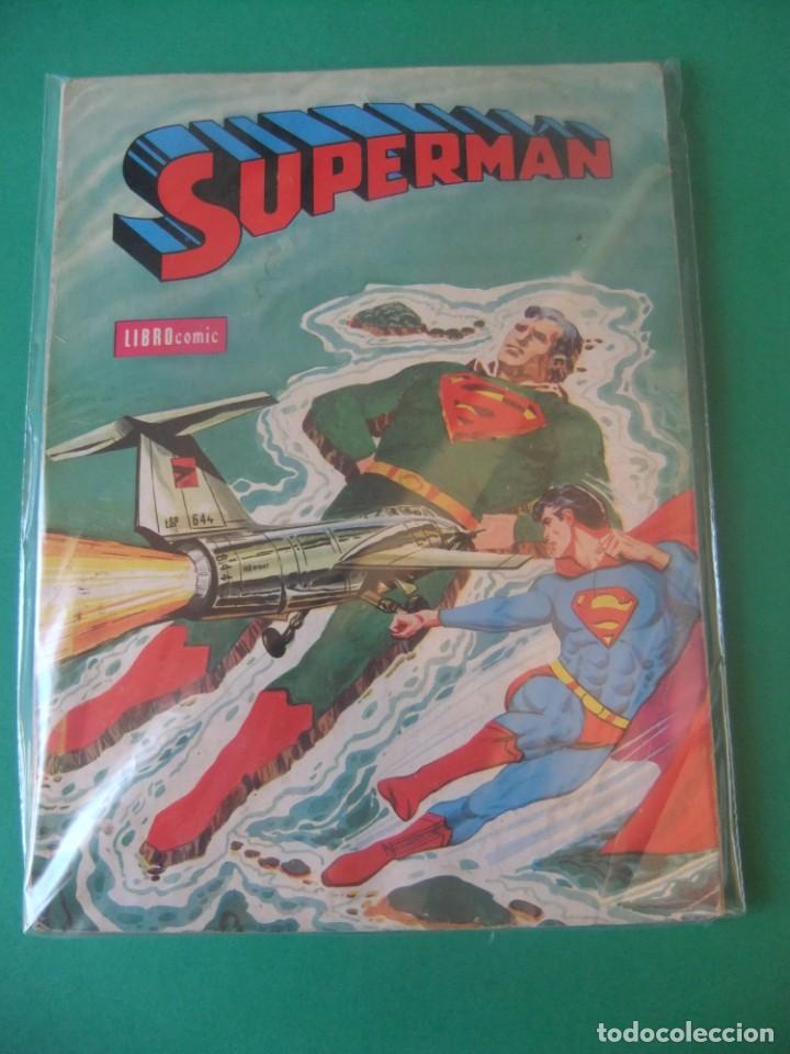 Tebeos: SUPERMAN LIBRO COMIC TOMO I NOVARO - Foto 1