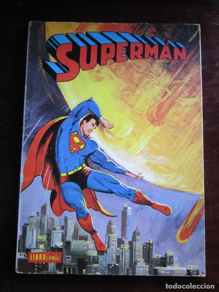 SUPERMAN LIBRO COMIC TOMO XXXI 31 EDITORIAL NOVARO 1977 (Tebeos y Comics - Novaro - Superman)