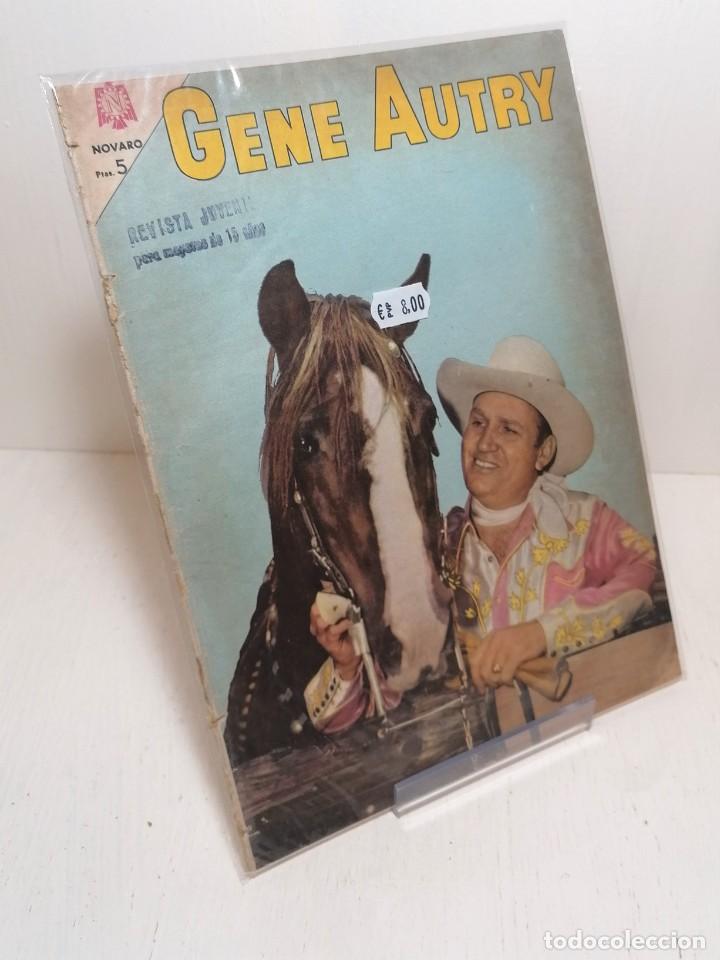 Tebeos: Comic: &rdquo;Gene Autry&rdquo; edit. Novaro - Foto 1