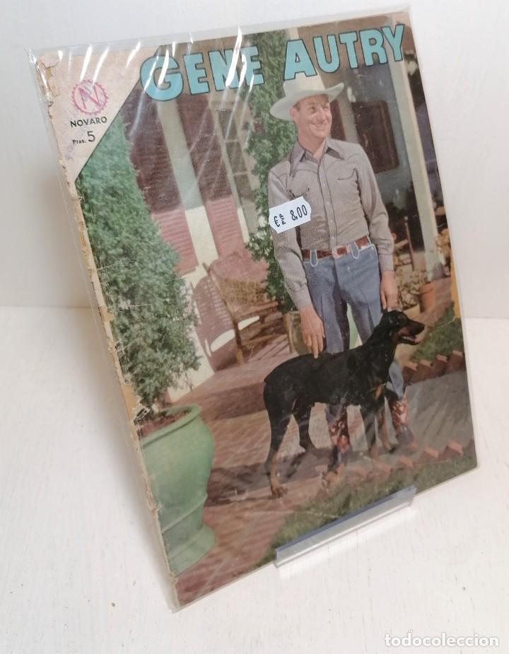 Tebeos: Comic: &rdquo;Gene Autry&rdquo; edit. Novaro - Foto 1