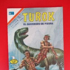 Tebeos: TUROK (1969, NOVARO) 145 · 15-VIII-1977 · TUROK EL GUERRERO DE PIEDRA. Lote 361784245