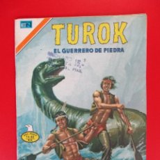 Tebeos: TUROK (1969, NOVARO) 145 · 15-VIII-1977 · TUROK EL GUERRERO DE PIEDRA. Lote 361784395