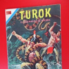 Tebeos: TUROK (1969, NOVARO) 139 · 15-V-1977 · TUROK EL GUERRERO DE PIEDRA. Lote 361786625