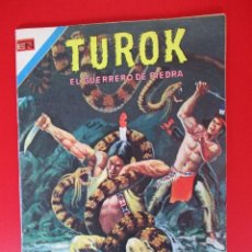 Tebeos: TUROK (1969, NOVARO) 139 · 15-V-1977 · TUROK EL GUERRERO DE PIEDRA. Lote 361786805