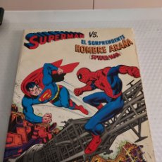 Tebeos: SUPERMAN VS EL SORPRENDENTE HOMBRE ARAÑA