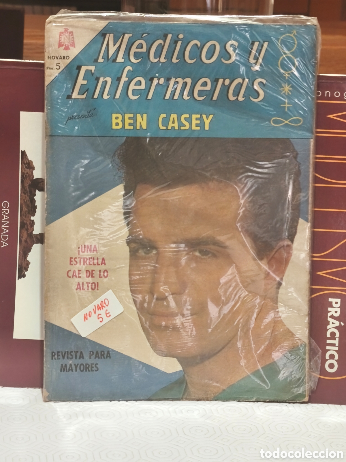 Comics: Tebeo novaro m&eacute;dicos y enfermeras conservaci&oacute;n normal por el uso,ver