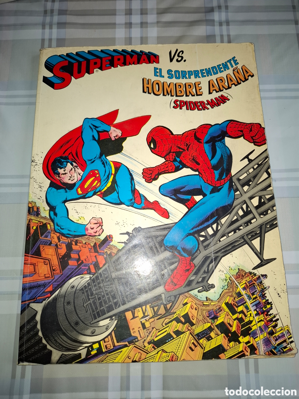 Tebeos: Superm&aacute;n vs. El sorprendente Hombre Ara&ntilde;a Spider-man , Novaro