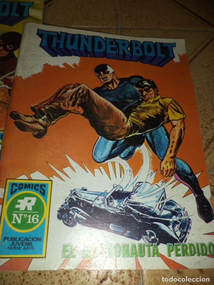 Tebeos: Lote de 3 comics Thunderbolt.N&ordm;14,15 Y 16.Roll&aacute;n 1973,serie azul. - Foto 4