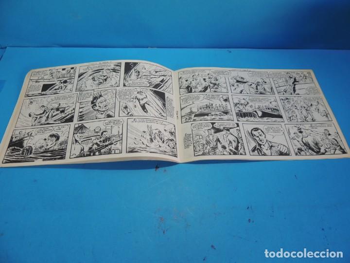 Tebeos: JEQUE BLANCO.- TRAFICO DE ARMAS - Foto 3