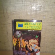 Tebeos: ¡ALERTA EN LA TIERRA! DE ALEX SIMMONS. EDICIONES TORAY 1978