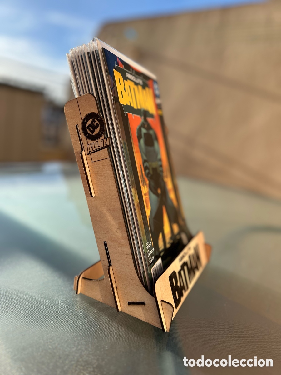 Tebeos: Expositor de C&oacute;mics Absolute Batman (DC) - Foto 2