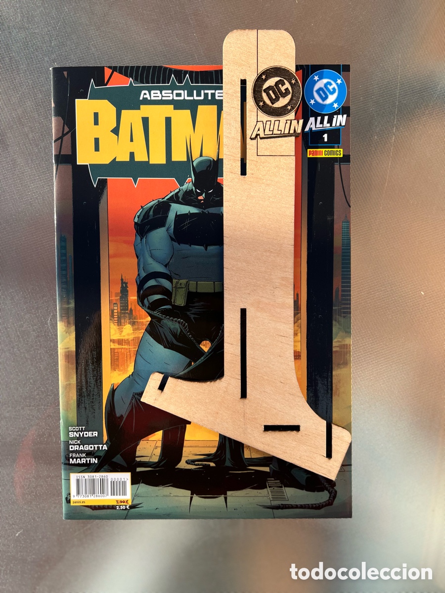 Tebeos: Expositor de C&oacute;mics Absolute Batman (DC) - Foto 7