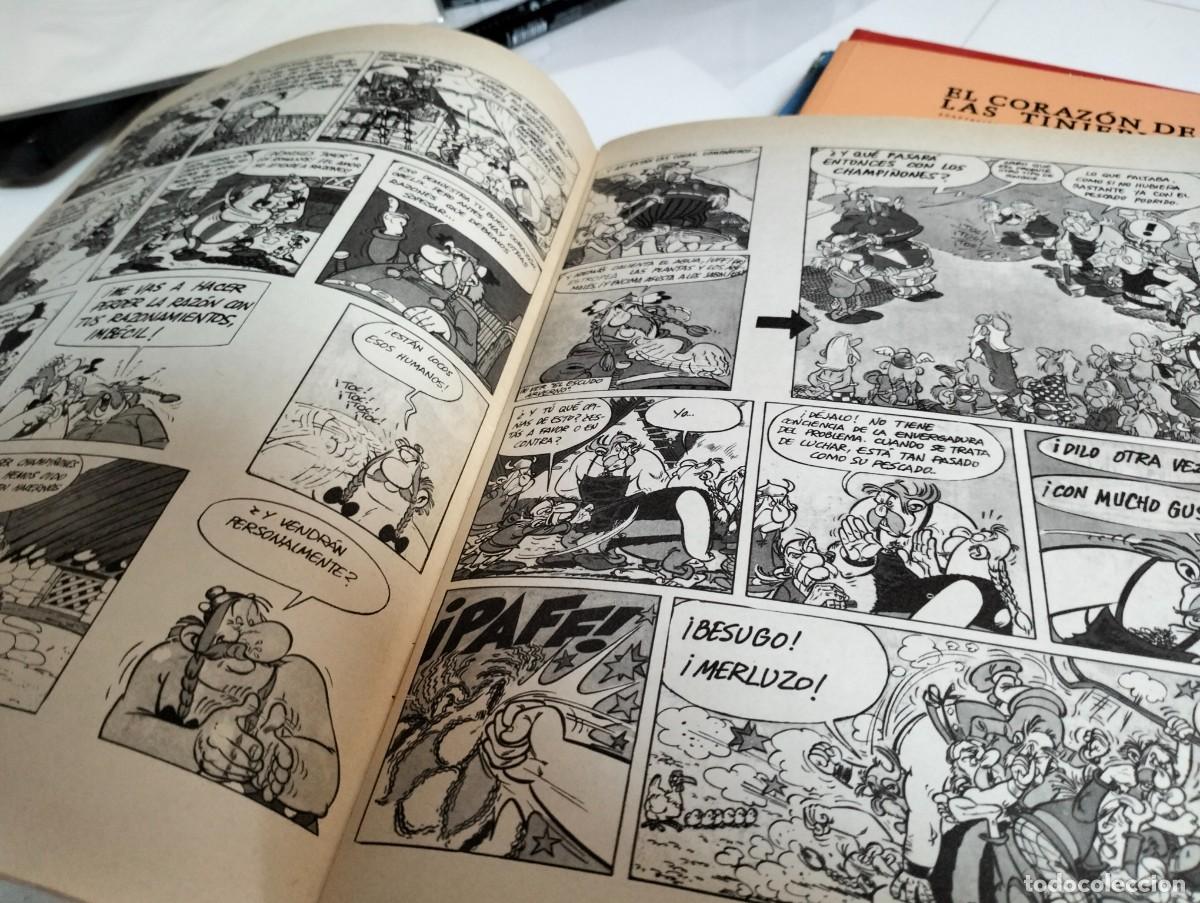 Tebeos: ASTERIX Y LAS NUCLEARES .... En tapa blanda... blanco y negro. - Foto 3