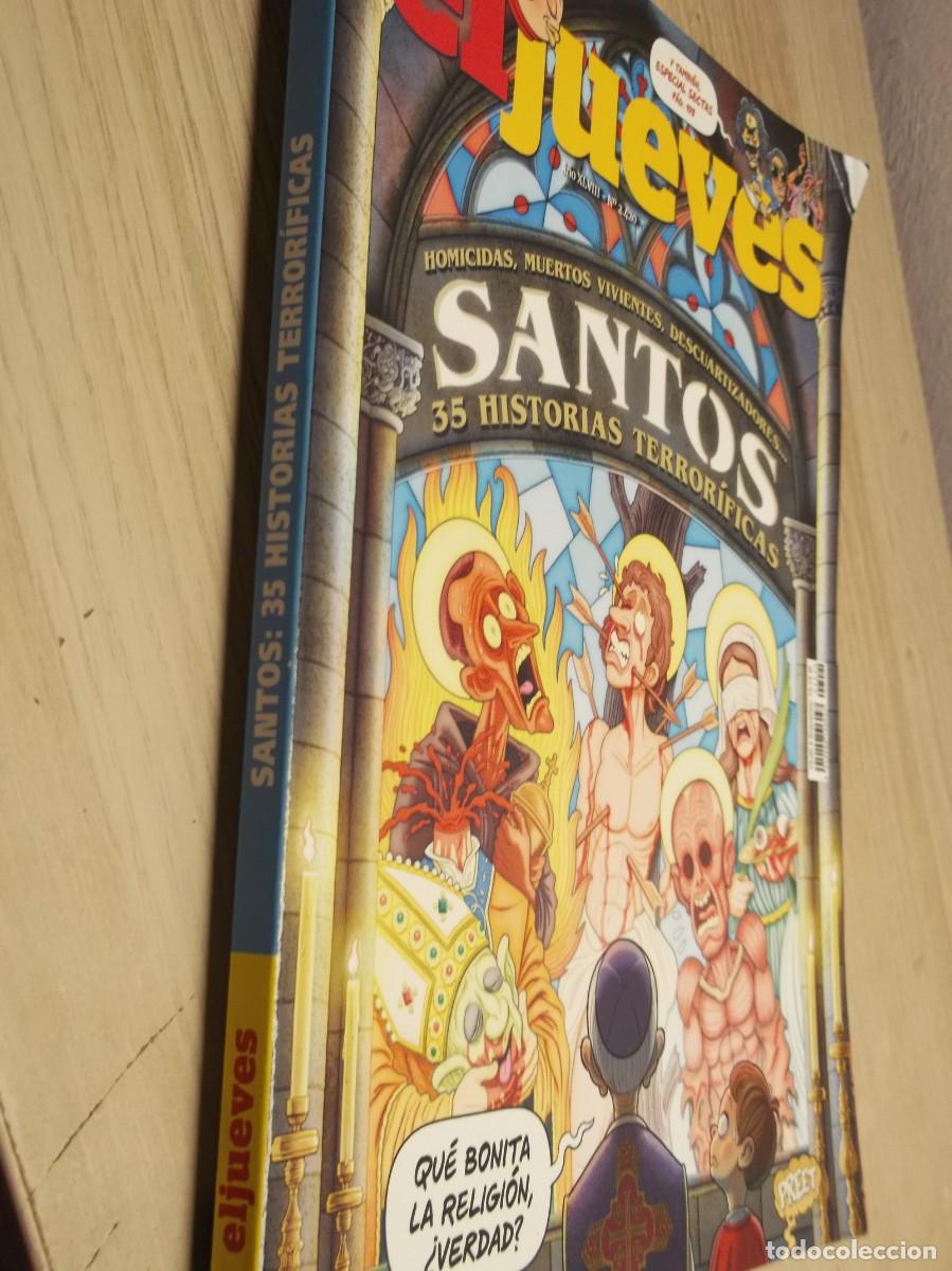 Tebeos: Revista El Jueves 2420: Santos. 35 historia terror&iacute;ficas RBA Revistas -Tapa blanda