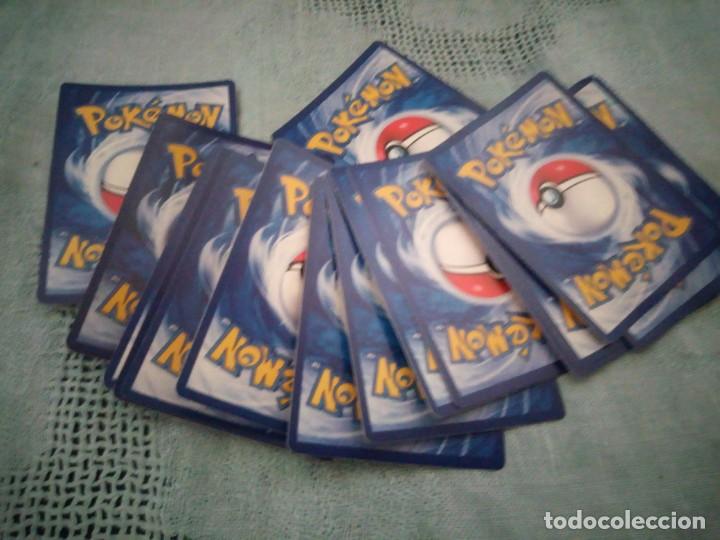 Lote de 16 Cartas de Pokémon Reverse Foil - Slightly Played em