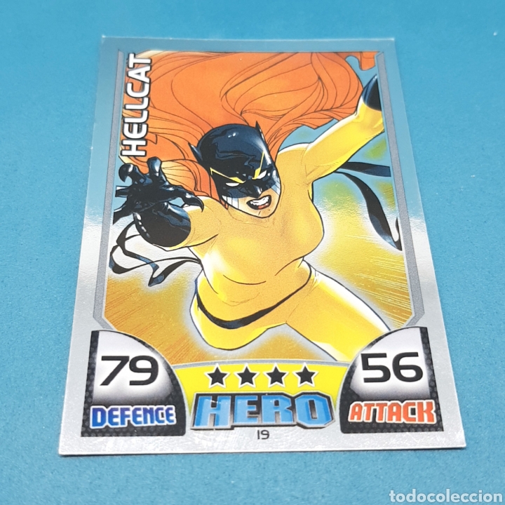 Trading cards: (C-12.1) CARTA TOPPS HERO. ATTAX. MARVEL 2011 - N&deg;19 HELLCAT