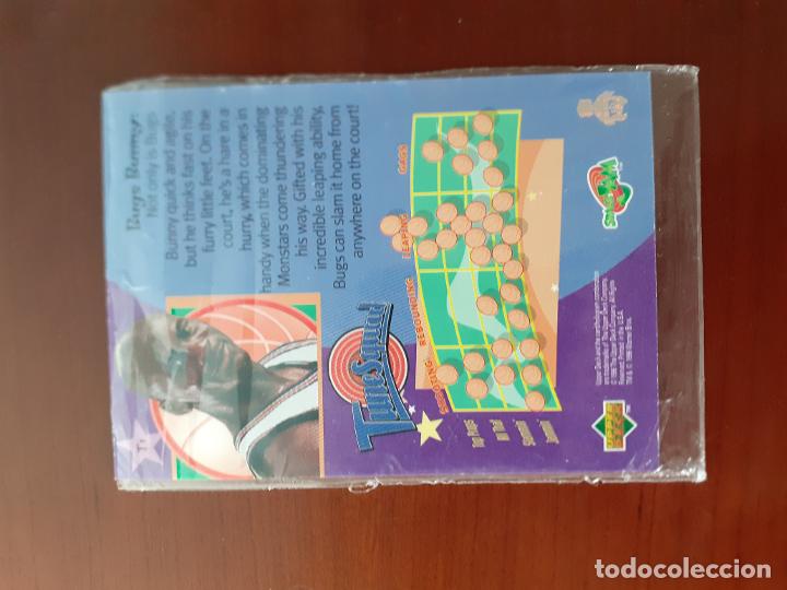 Trading cards: Cromo de Bugs Bunny y Jordan - Foto 3