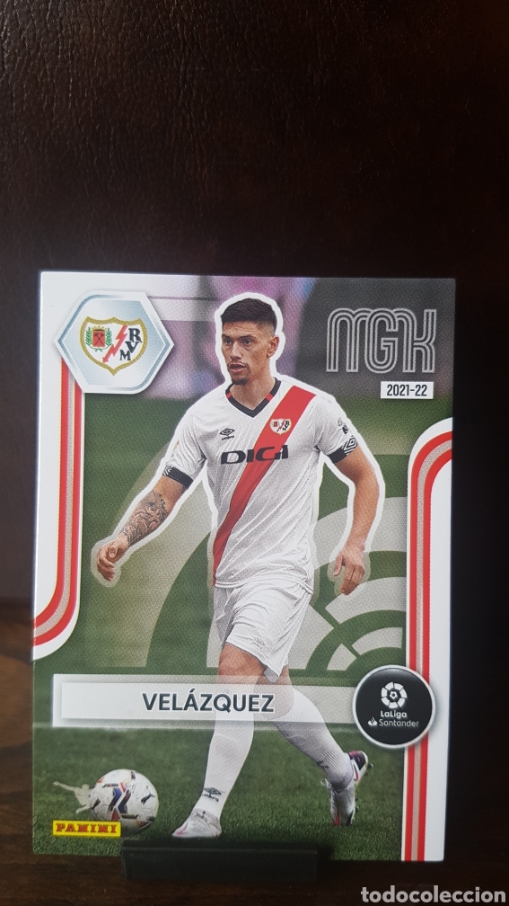Trading cards: #277 VELAZQUEZ RAYO VALLECANO PANINI MEGACRACKS 2021-22 LA LIGA SANTANDER