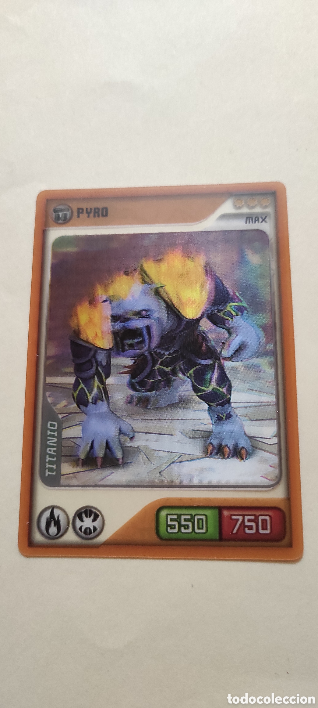 Trading cards: Invizimals. Pyro titanio - Foto 1