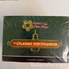 Trading Cards: CIUDAD ESCONDIDA CAJA DE SOBRES RETRACTILADO ESPAÑOL PARA LA LEYENDA DE LOS CINCO ANILLOS.