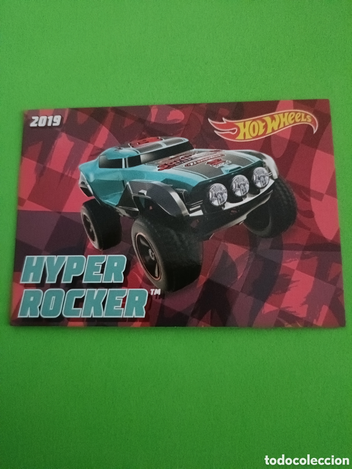 Trading Cards: 80 Panini Hotwheels Hot wheels On the road En la carretera