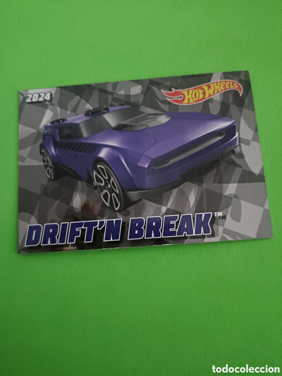 Trading Cards: 166 Panini Hotwheels Hot wheels On the road En la carretera 2025