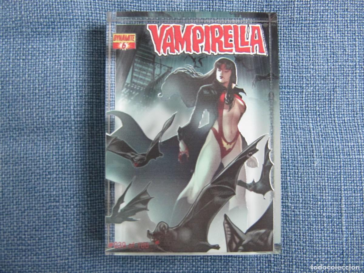 Trading cards: Vampirella &ndash; ACRYLIC CARD &ndash;Dynamite #6 - Foto 1