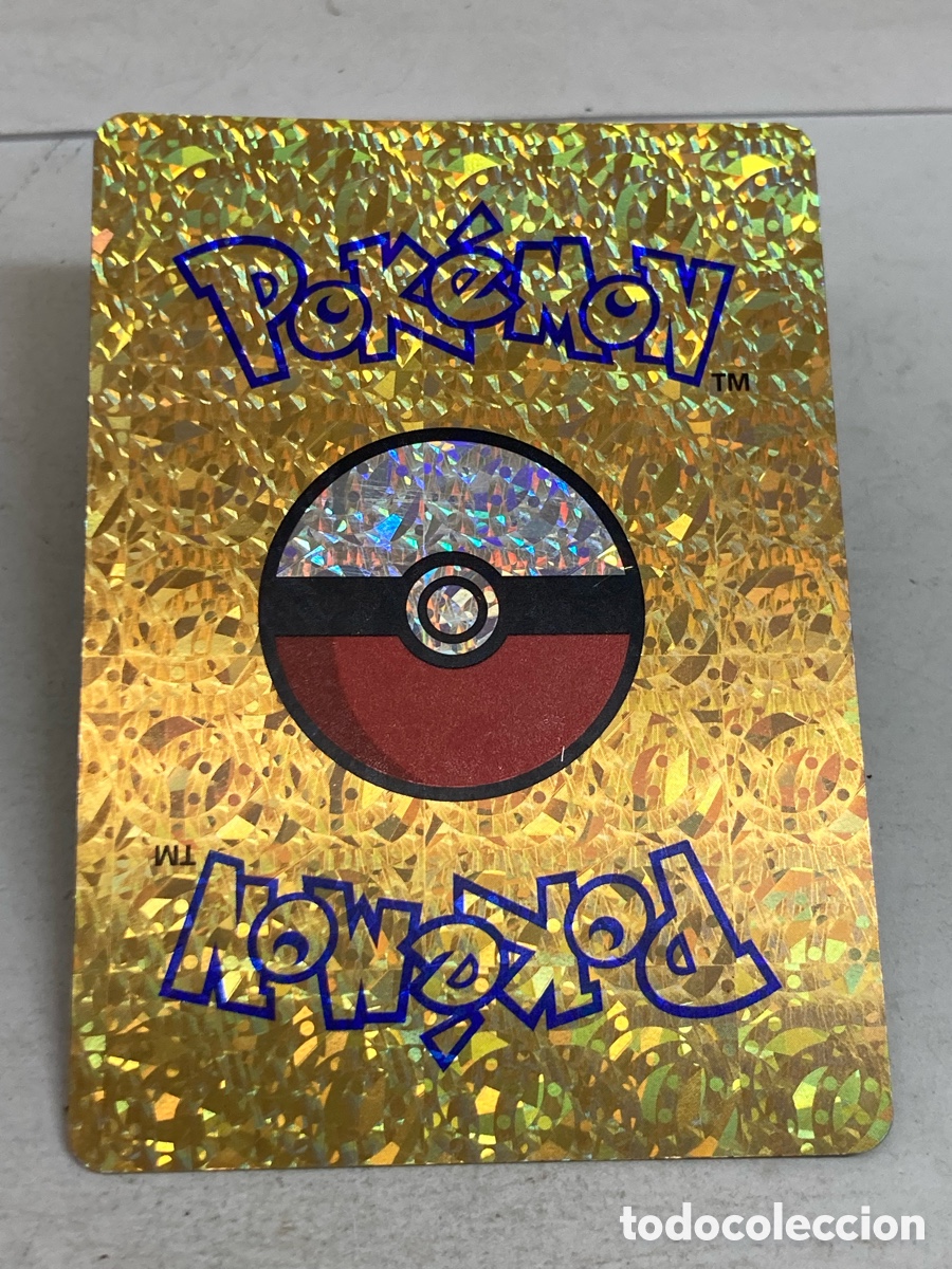 Trading cards: carta Pok&eacute;mon de Tyranitar V - Foto 2