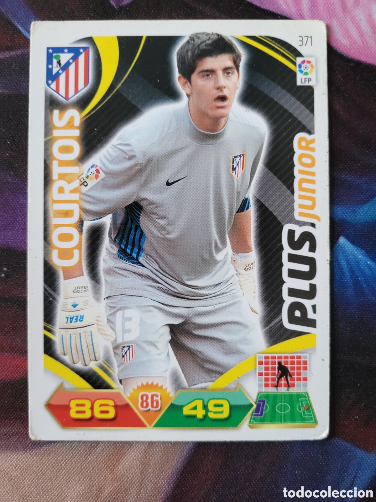 Trading Cards: 371 Courtois Plus Junior / Adrenalyn XL 2011