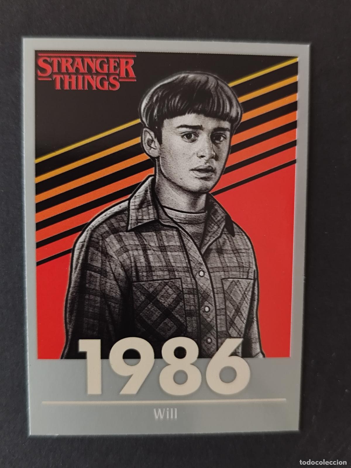 Sammelkarten: CARD 132 AMIGOS PARA SIEMPRE PARALELA PARALLEL SILVER STRANGER THINGS THIS IS OUR STORY 2026 PANINI