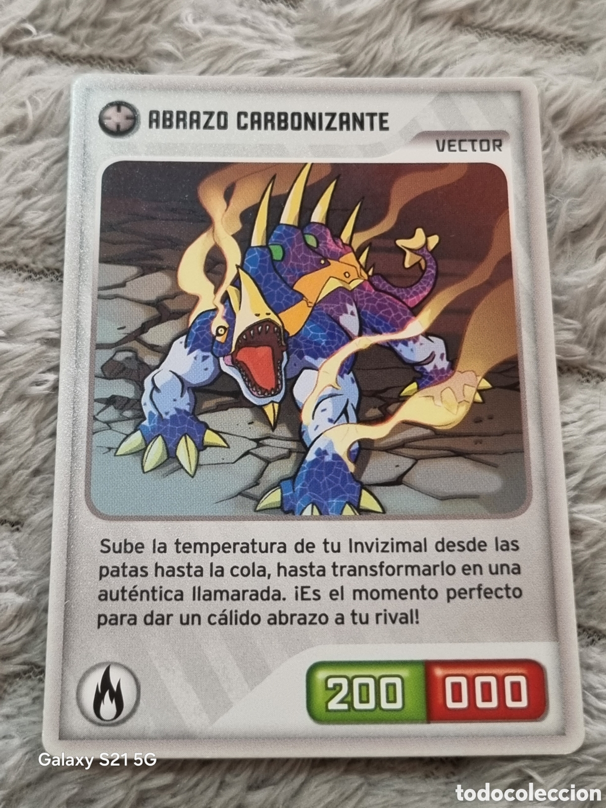 Trading Cards: 398 - ABRAZO CARBONIZANTE , INVIZIMALS DESAFIOS OCULTOS PANINI 2013