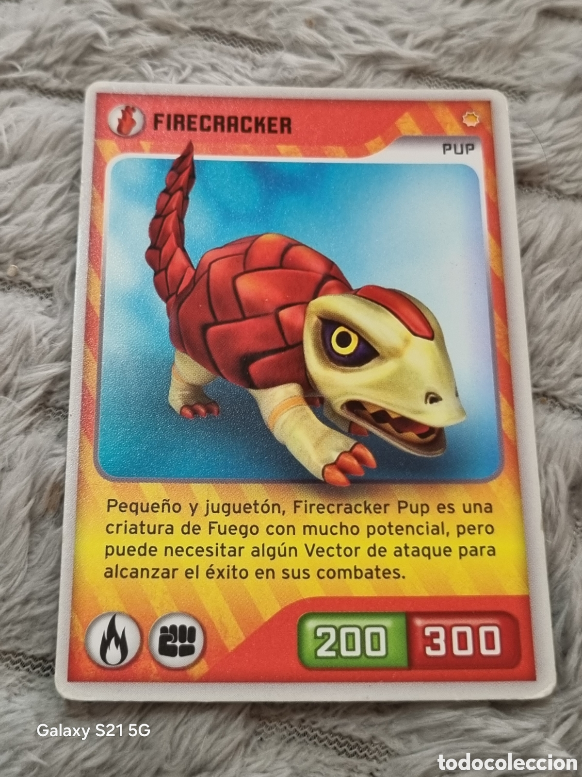 Trading cards: 4 - FIRECRACKER , INVIZIMALS DESAFIOS OCULTOS PANINI 2013 - Foto 1