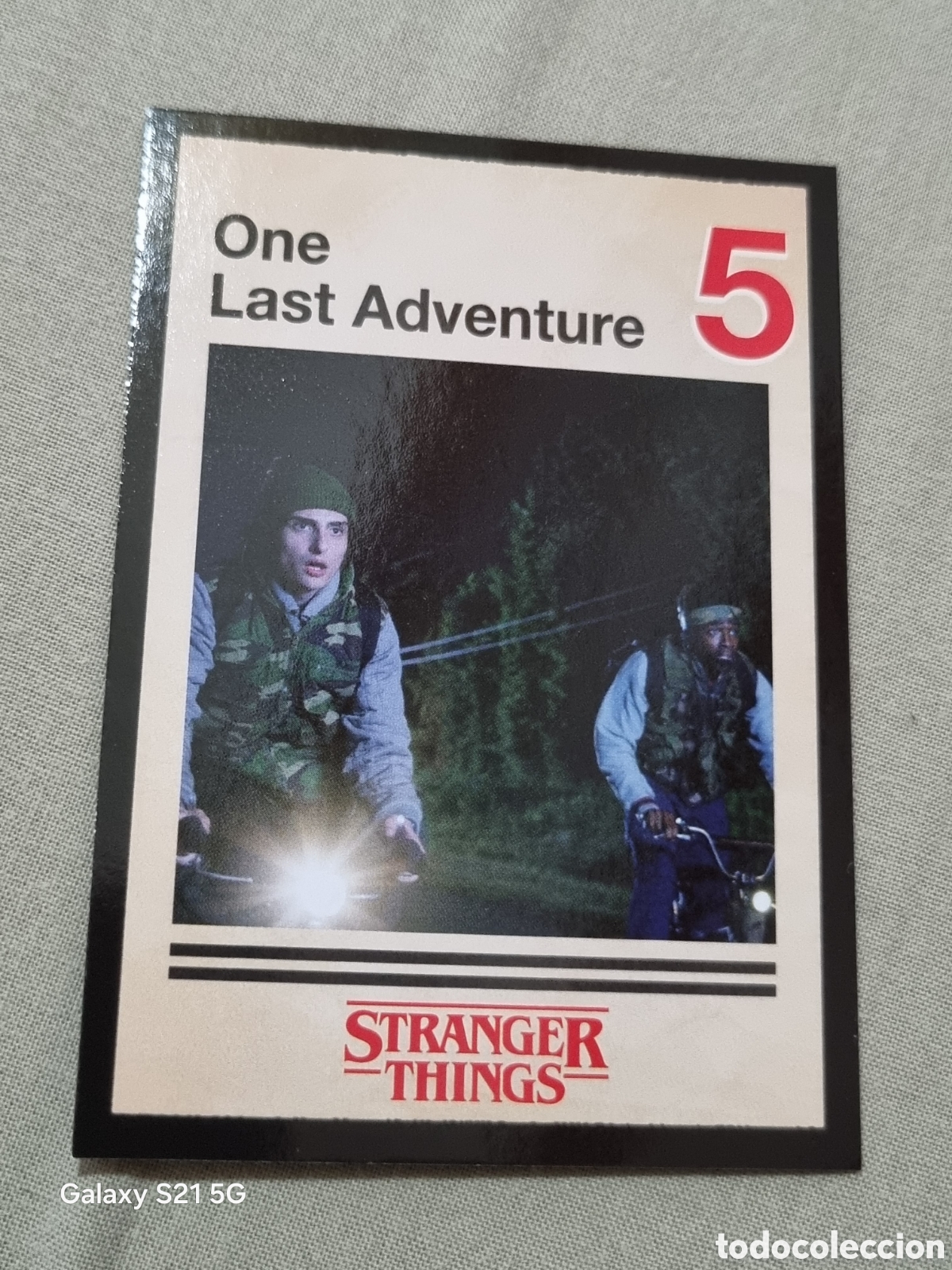Trading Cards: 102 - STRANGER THINGS ESTA ES NUESTRA HISTORIA