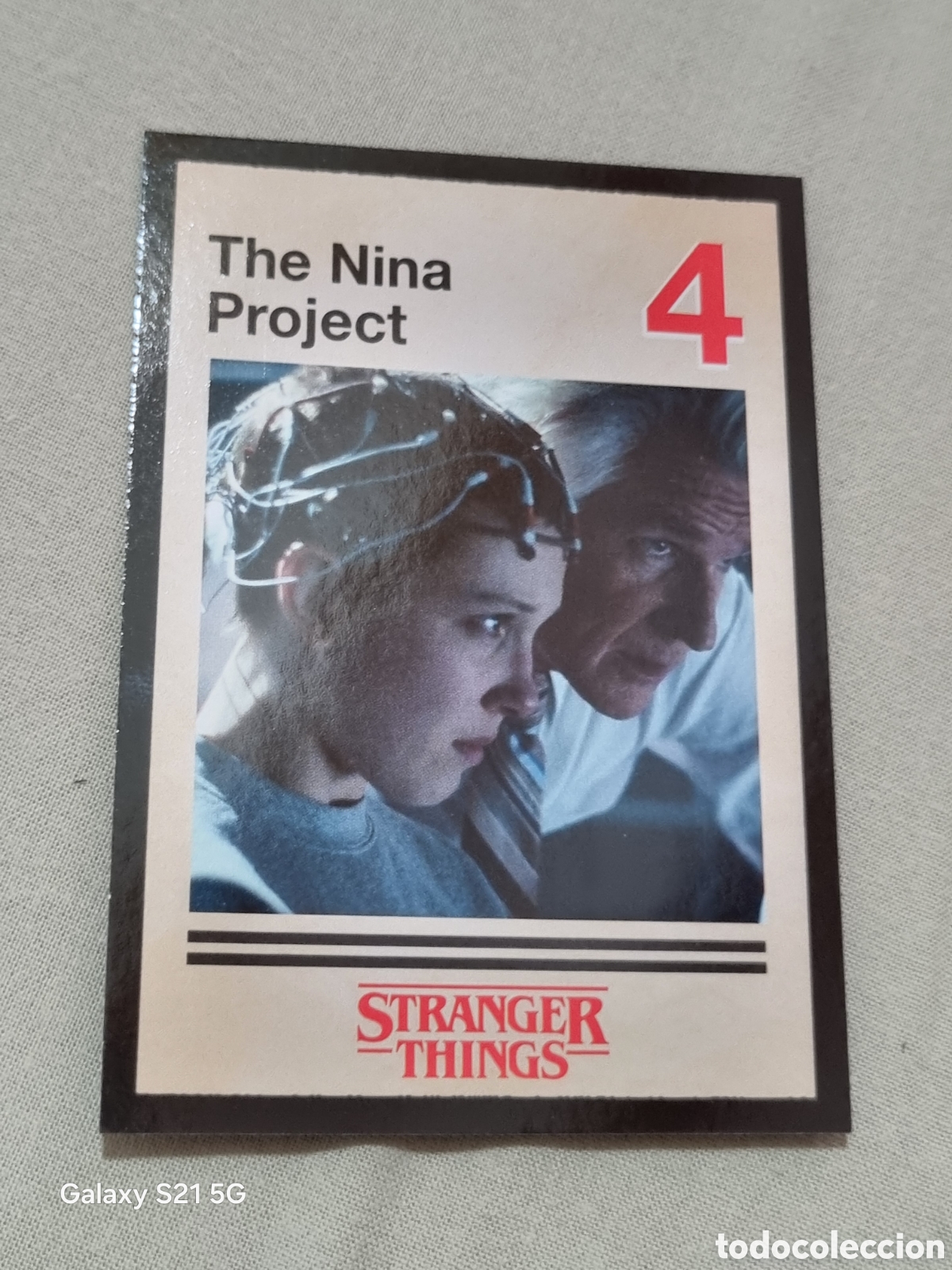 Trading Cards: 82 - STRANGER THINGS ESTA ES NUESTRA HISTORIA