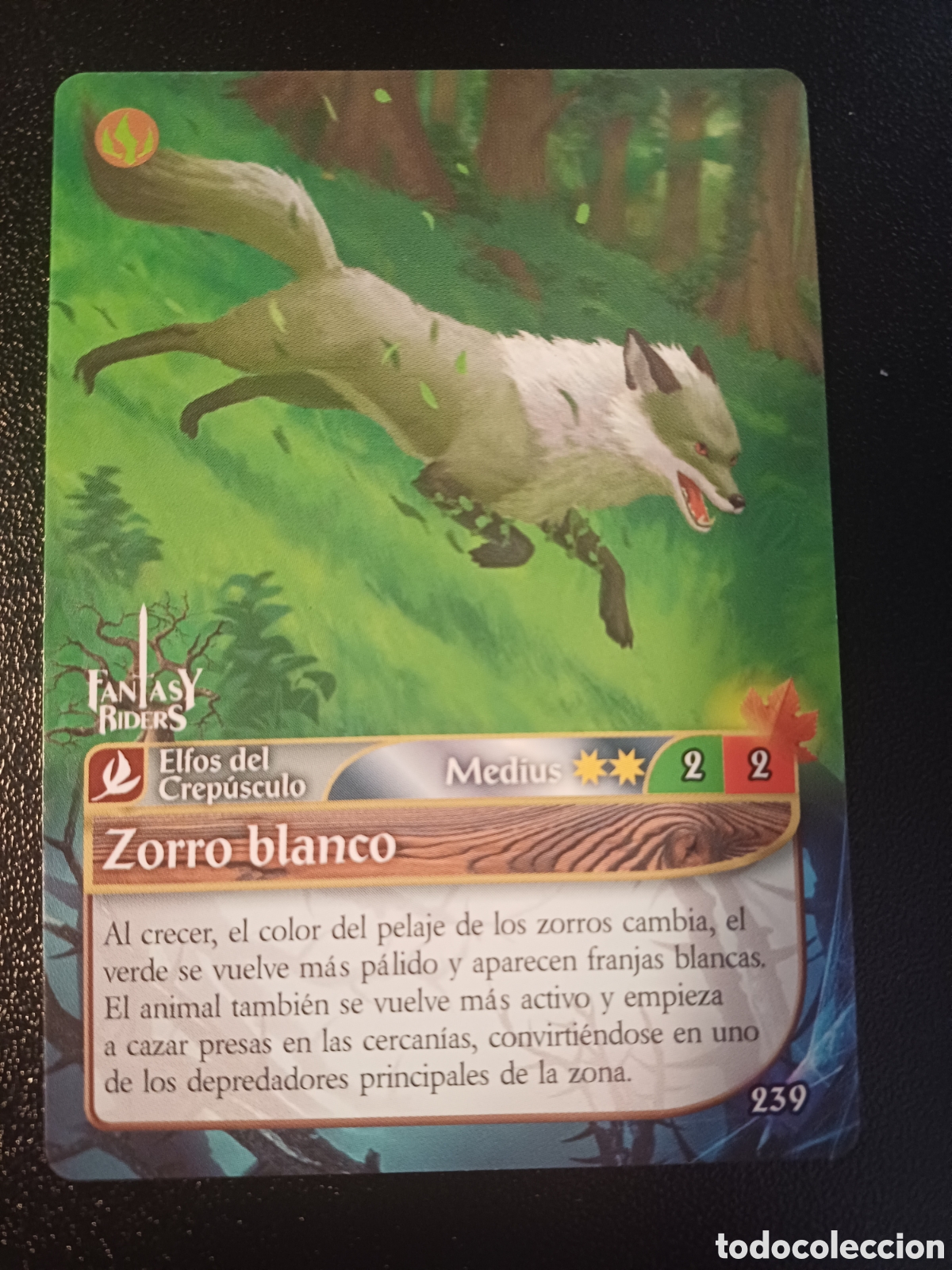 Trading Cards: #239 ZORRO BLANCO MEDIUS PANINI FANTASY RIDERS LA INVASION DE LOS GIGANTES 2019