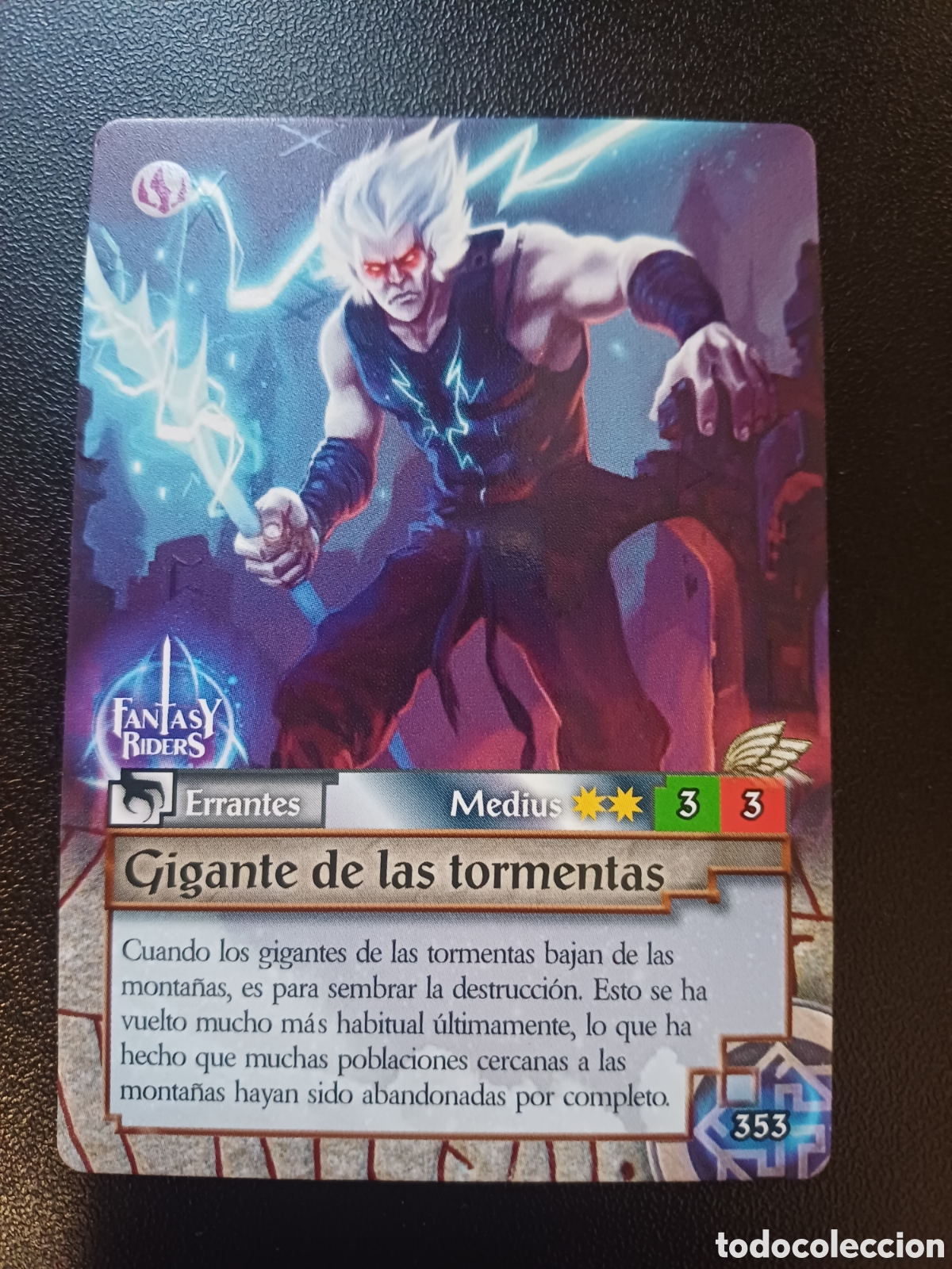 Trading Cards: #353 GIGANTE DE LAS TORMENTAS MEDIUS PANINI FANTASY RIDERS LA INVASION DE LOS GIGANTES 2019